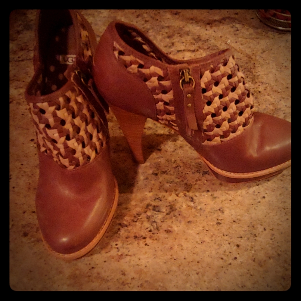Ugg Shoes